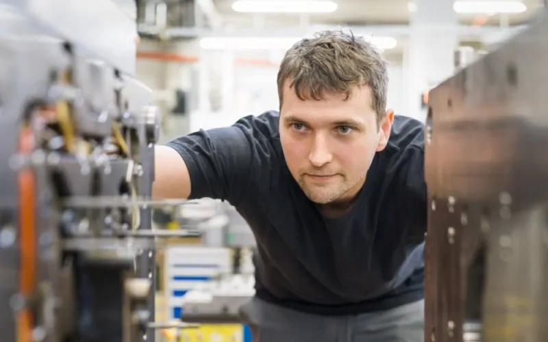 Strojní mechanik/čka se zaměřením nástrojař/nástrojařka